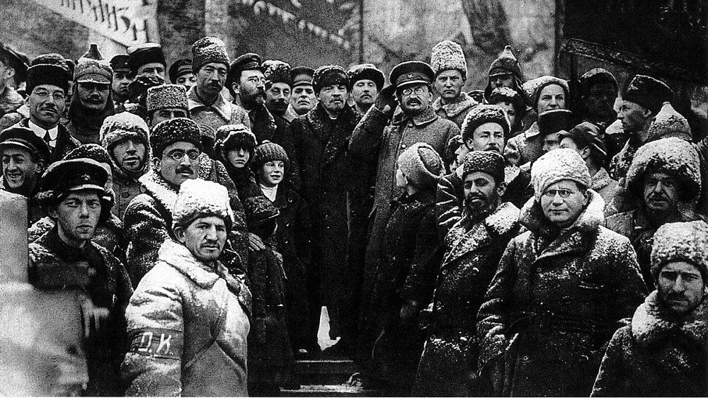 Introducción a "El país de los Sóviets. La revolución y sus contra-tiempos (1917-1924)"